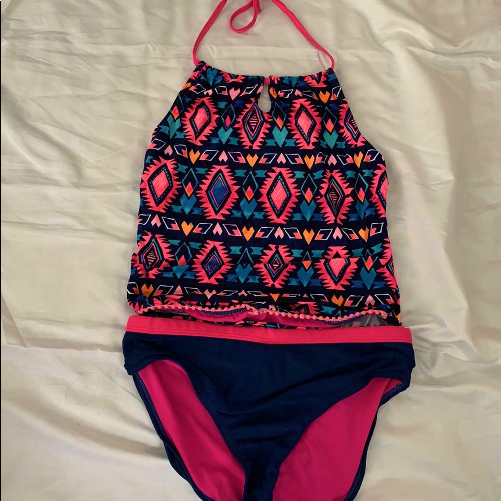 Bathing suit